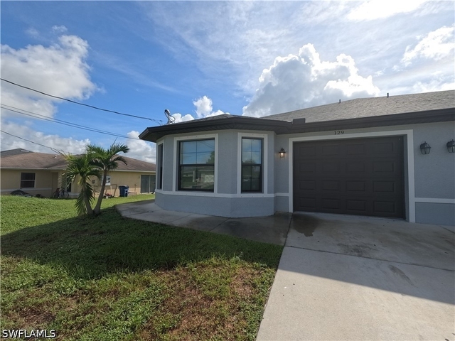 129 Gilbert Avenue S - Photo 1