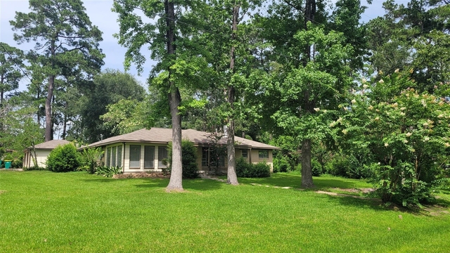 110 Sunset Boulevard - Photo 1
