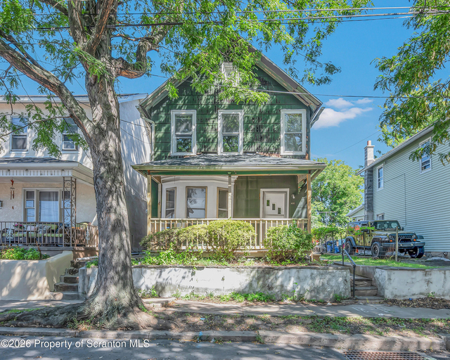 431 Phelps Street - Photo 1