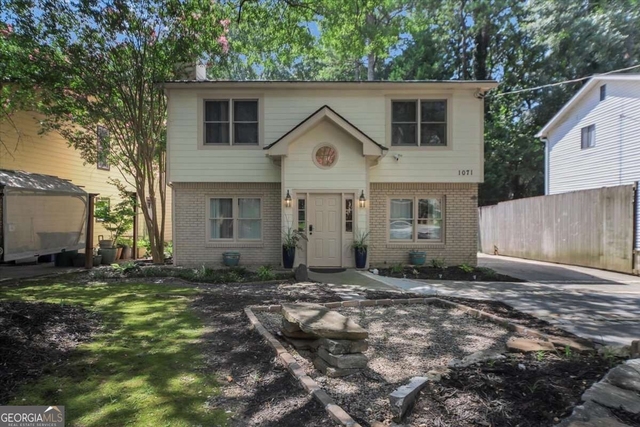 1071 Standard Drive Ne - Photo 1