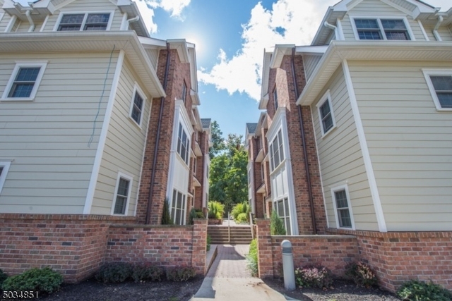 1 Leona Dr Unit 26 - Photo 1