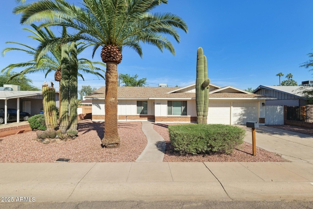 1400 E Wesleyan Drive - Photo 1