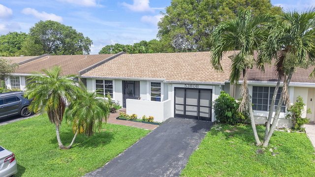 5380 Lakewood Circle S - Photo 1