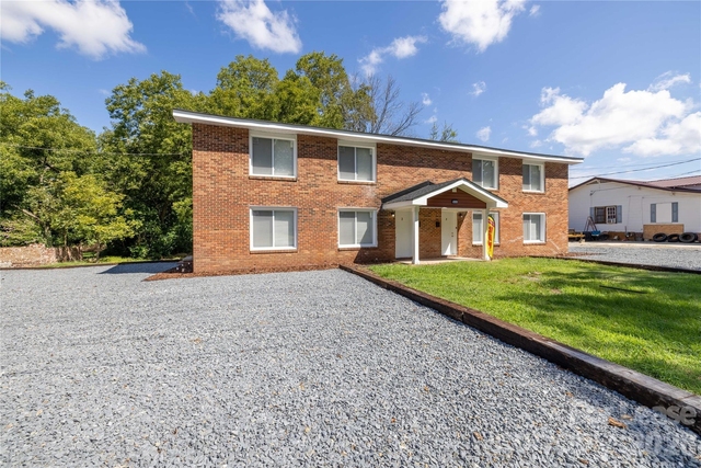 446 W Main Street - Photo 1