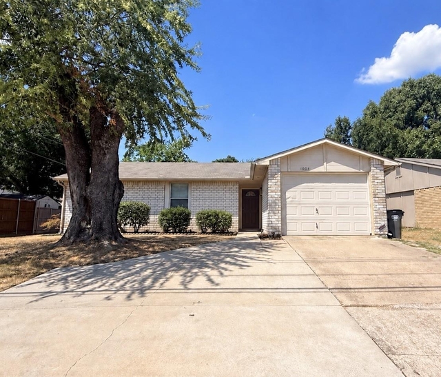 1008 S Jupiter Road - Photo 1
