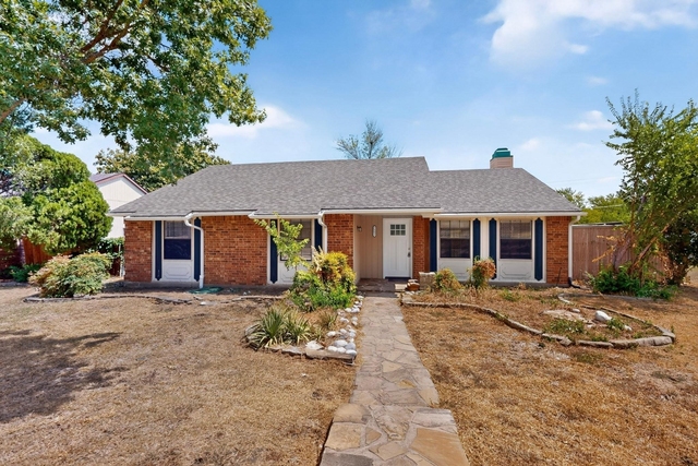 7904 Kodak Drive - Photo 1