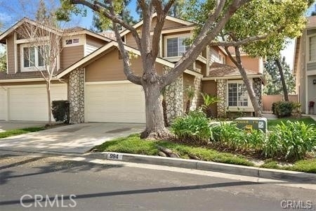 994 Bidwell - Photo 1
