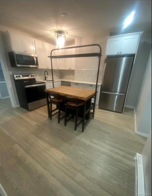 59 Carson Avenue - Photo 1