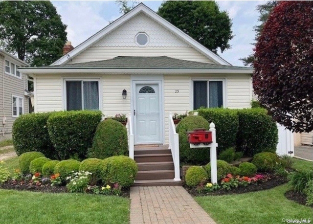 23 Locust Avenue - Photo 1