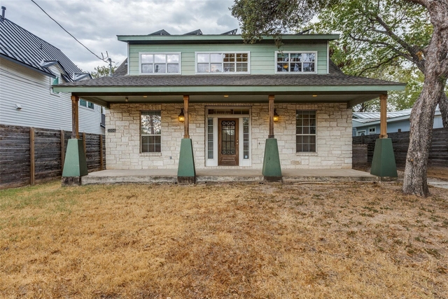 1604 Walnut Ave - Photo 1