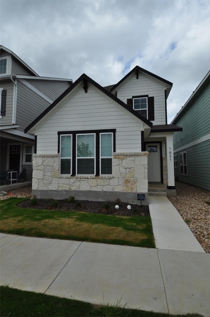 1621 Bella Dr - Photo 1