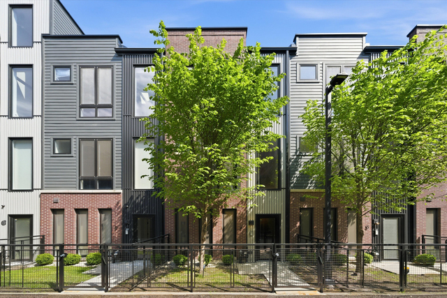 4230 W Belmont Avenue - Photo 1