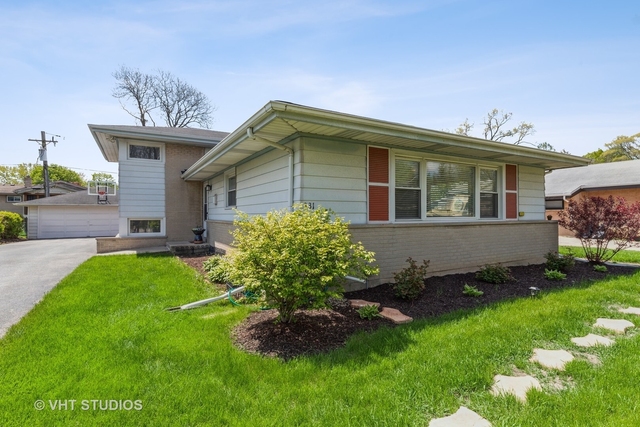 331 E Lake Avenue - Photo 1