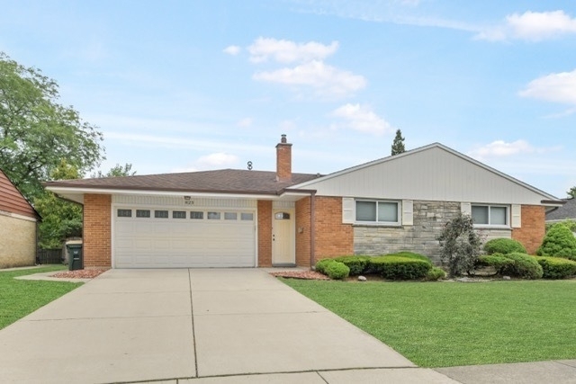 825 Ottawa Avenue - Photo 1