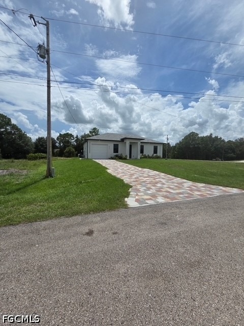 432 Raymer Street - Photo 1