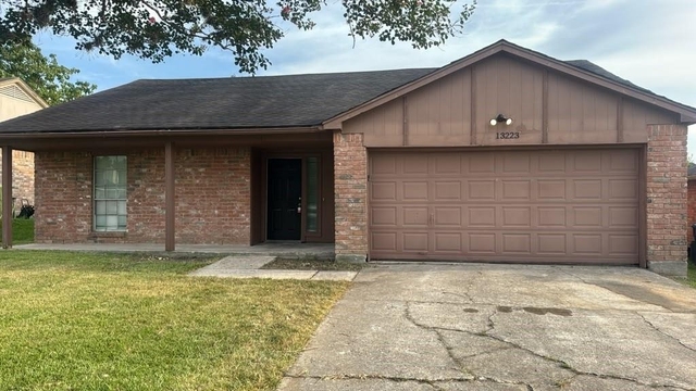 13223 Lake Breeze Lane - Photo 1