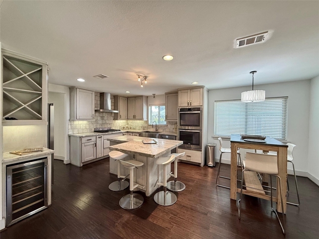 5638 Grape Street - Photo 1