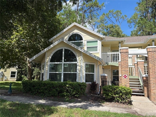 5003 Laguna Bay Circle - Photo 1