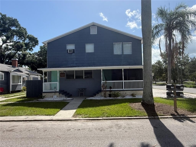 937 15th Street W - Photo 1