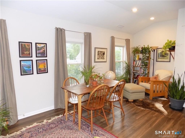 168c Greenwood Avenue - Photo 1