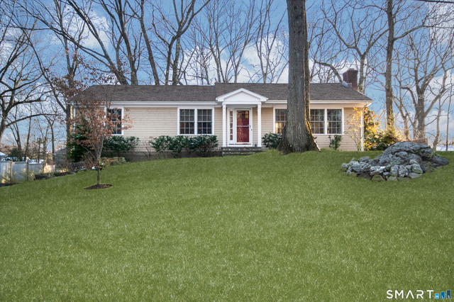 16 Lawn Street - Photo 1
