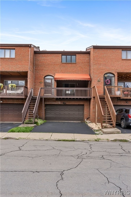 353 Lakefront Boulevard - Photo 1