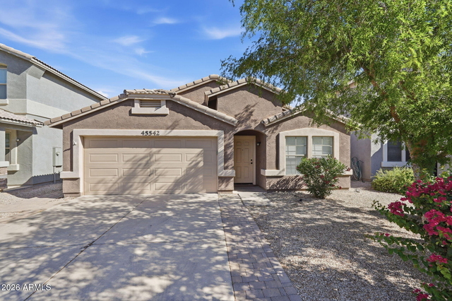 45542 W Guilder Avenue - Photo 1
