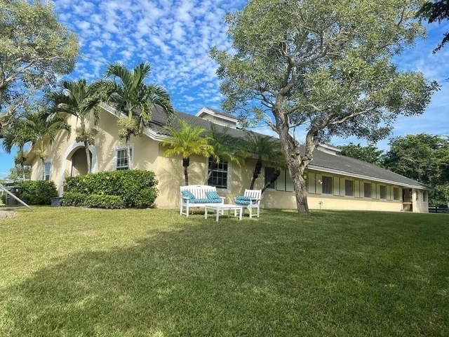 14875 Palm Beach Point Bouleva - Photo 1