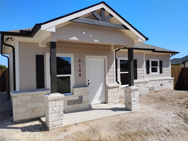 1012 Wooded Hollow Court - Photo 1