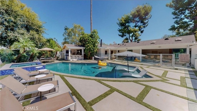 6945 Amestoy - Photo 1