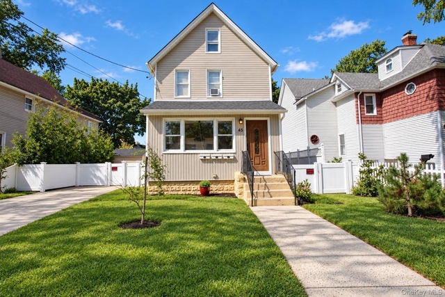 45 Lynbrook Avenue - Photo 1
