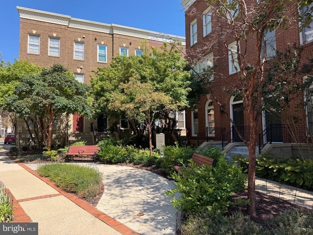 2352 Cobble Hill Terrace - Photo 1