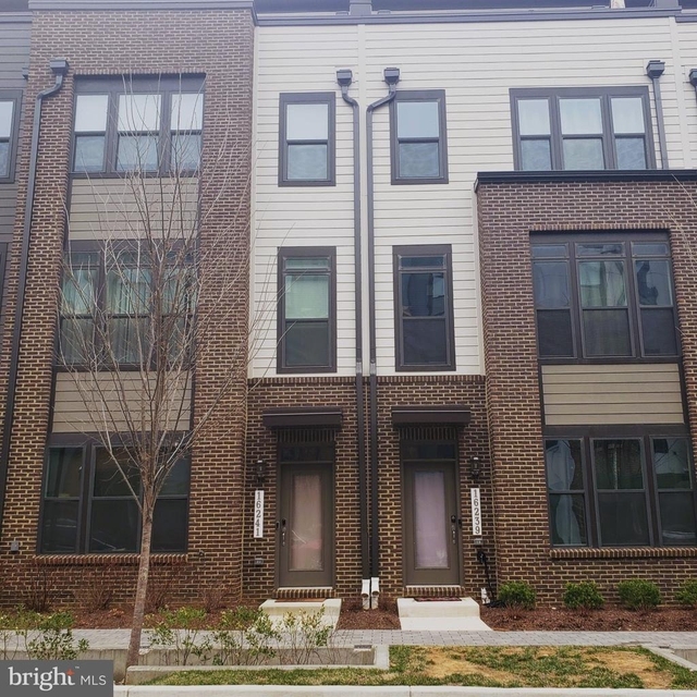 16241 Connors Way - Photo 1