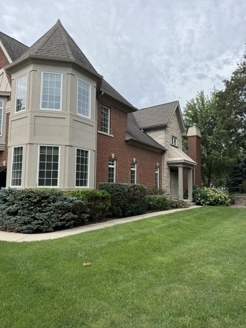 140 Roundtree Court - Photo 1