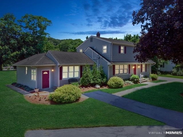 326 Ramapo Valley - Photo 1