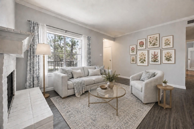 702 Bering Drive - Photo 1