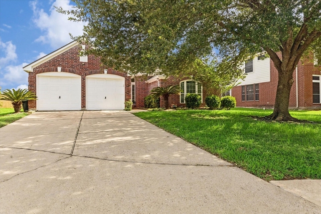 18814 Deer Key Circle - Photo 1