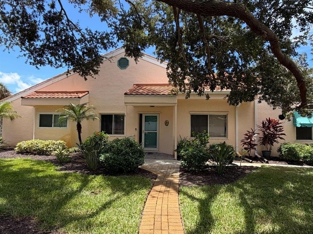 608 Marcus Street - Photo 1