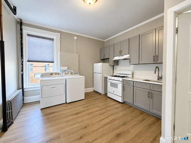 460 Main Street - Photo 1