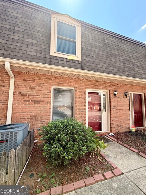 3925 Mountain View Road - Photo 1