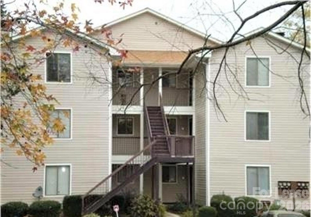 7516 Pebblestone Drive - Photo 1