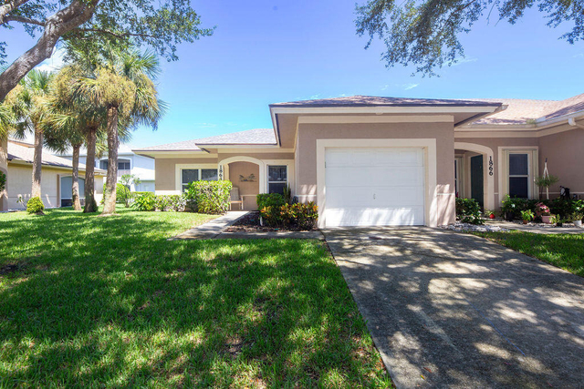 1864 S Dovetail Drive - Photo 1