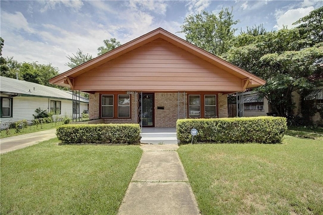 2703 Galvez Avenue - Photo 1