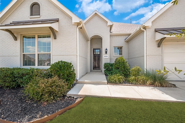 16616 Highland Drive - Photo 1