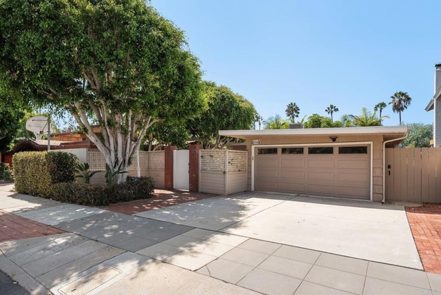 8228 Paseo Del Ocaso - Photo 1