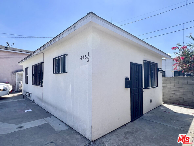 446 W 88th Street - Photo 1