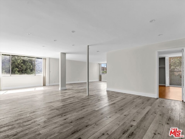 9221 Charleville Boulevard - Photo 1