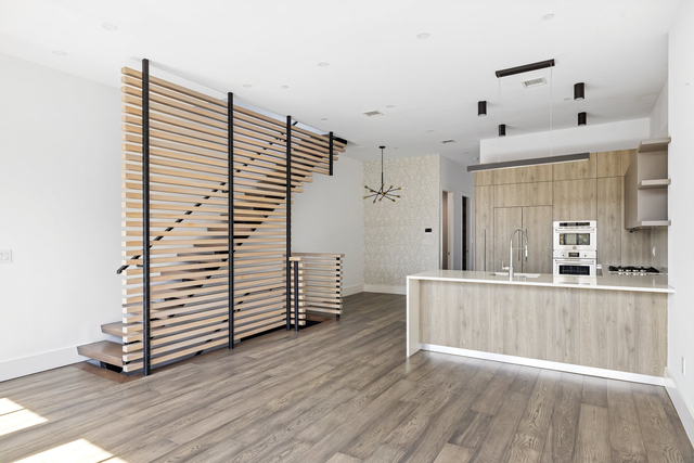 147 14th Street - Photo 1