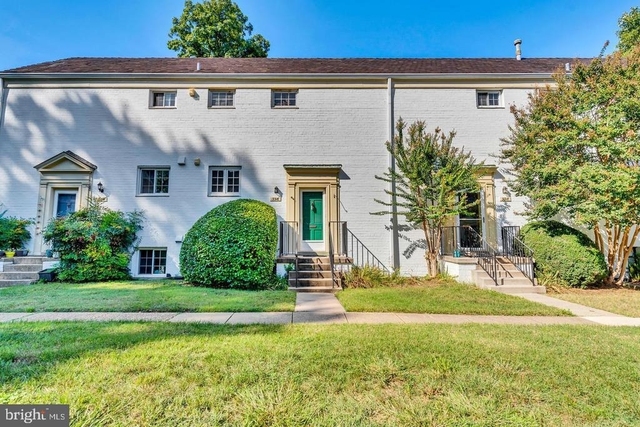 3316 Valley Drive - Photo 1