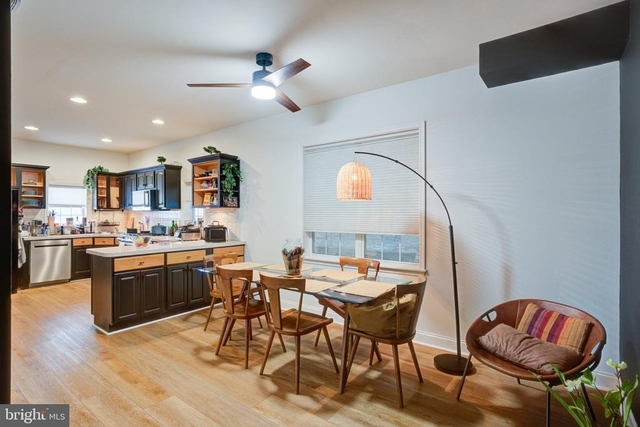 881 N 5th Street - Photo 1